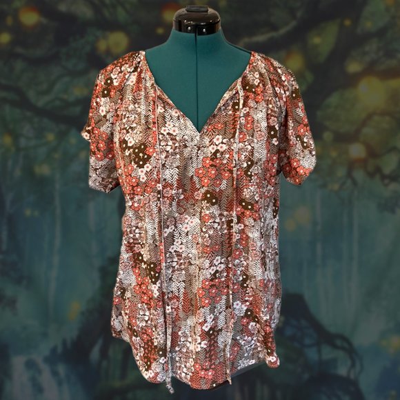 Breezy Floral Flutter Sleeve Peasant Blouse - Picture 3 of 6